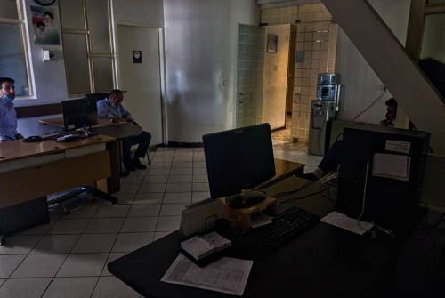 برق ۵۷ دستگاه و نهاد پرمصرف قطع شد