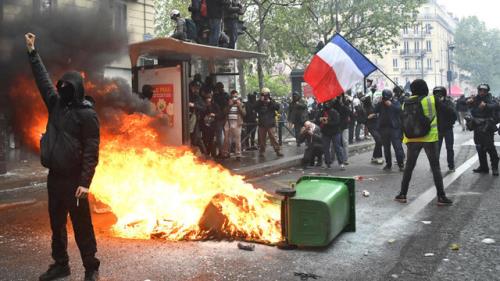 شبکه های اجتماعی در فرانسه زیر ذره بین رفتند