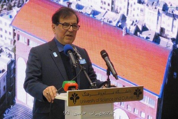 انتقاد از دوگانگی و موازی کاری نهادها در عرصه هوش مصنوعی