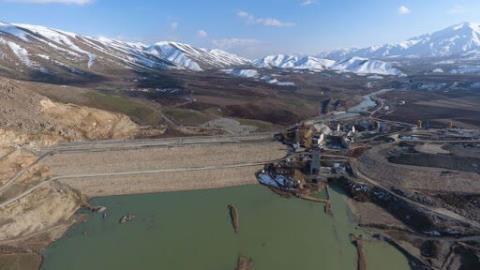 سالانه ۷۰۰میلیون مترمكعب از كانی سیب به سمت دریاچه ارومیه رها می شود